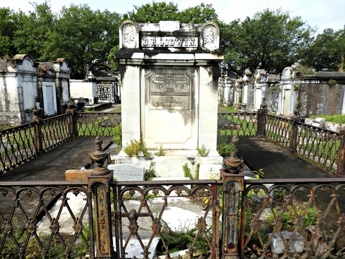 Lafayette Cemetery, New Orleans, Garden District, aboveground, burial, stone crypts mausoleums, tombs, historic, preservation, wrought-iron fence, Save Our Cemeteries, City of the Dead, ©2015 ImagesByRJM