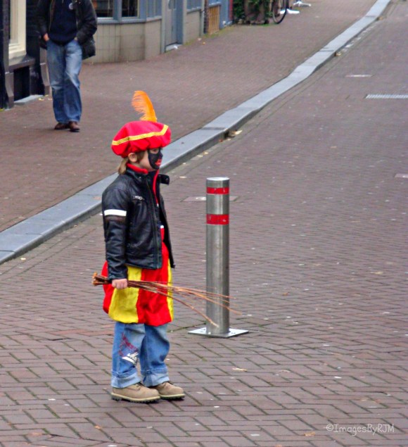 Waiting for Sinterklaas. Amsterdam, NL