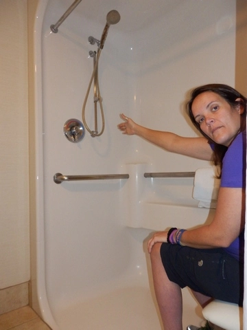 Days Inn at Pima; roll-in shower; wheelchair accessible